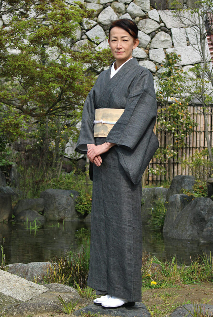 注目ブランド 男物 羽織 袷 正絹 紬 女物からの仕立て直し品 asakusa 